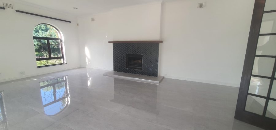 To Let 5 Bedroom Property for Rent in Constantia Western Cape